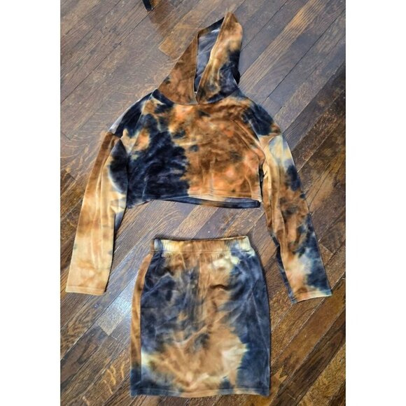 Two Piece Set Velour Black Tan Tie Dye Mini Skirt Cropped Hoodie - Picture 8 of 8